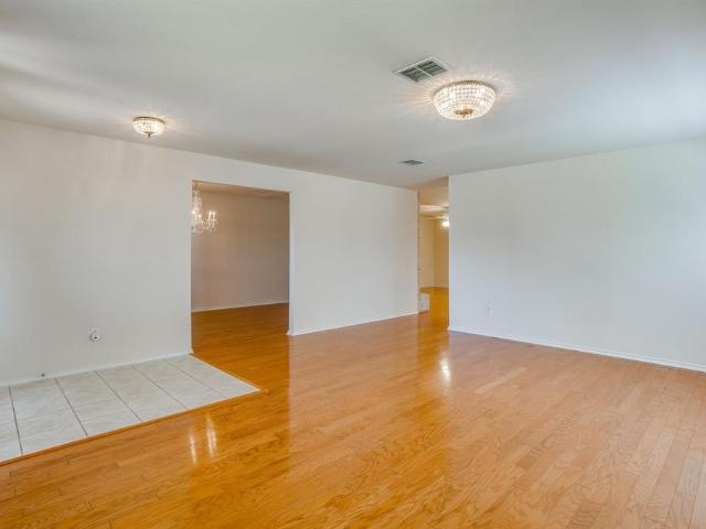 House for sale in Arlington, Texas