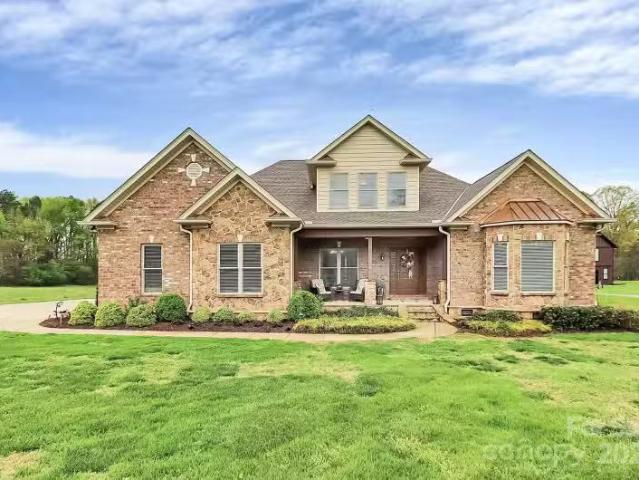 House for sale in Monroe
