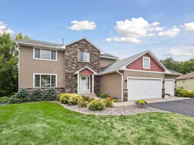 House for sale in St. Bonifacius Estates, Saint Bonifacius