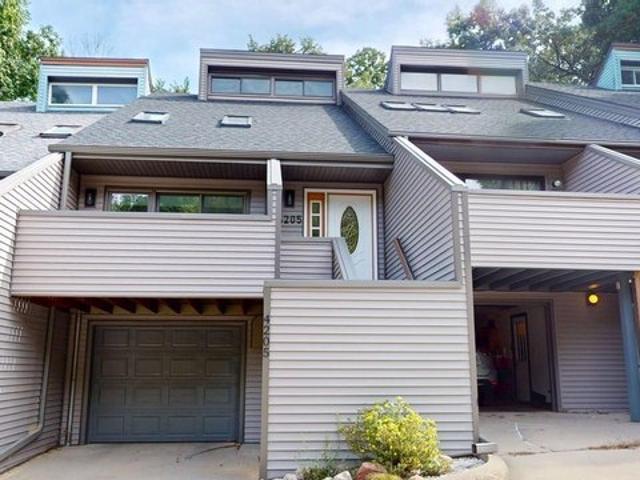Townhouse for sale in Story, Iowa