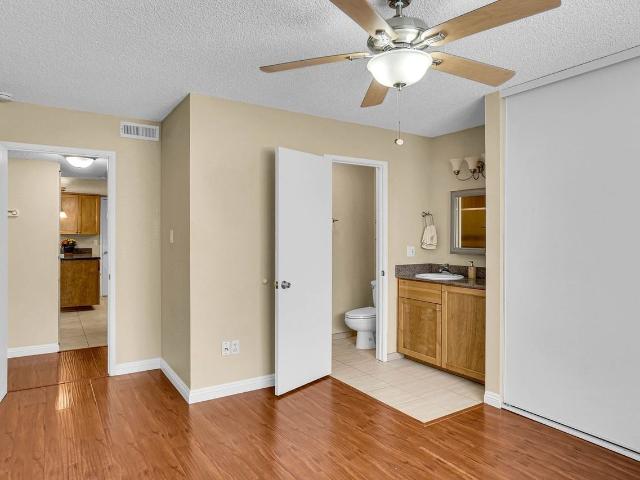 Apartment for rent in California