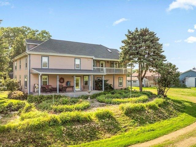 House for sale in Leaf River, Illinois