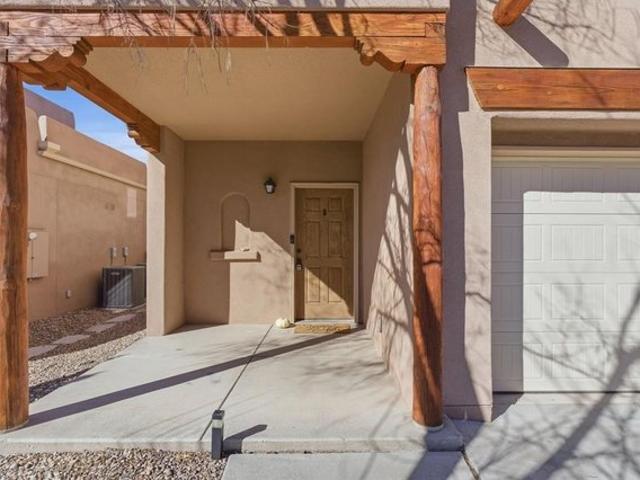 House for sale in Santa Fe, New Mexico