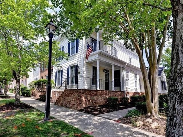 Townhouse for sale in Virginia