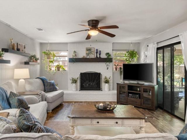 House for sale in Benbrook, Texas