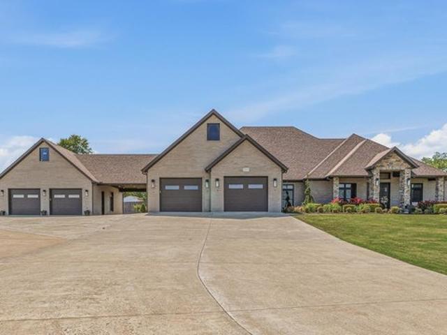 House for sale in Ark