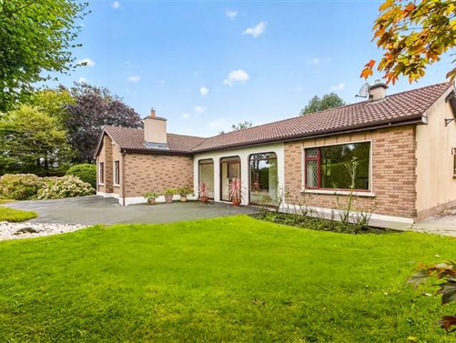 Detached House for sale in Strandhill, Connacht