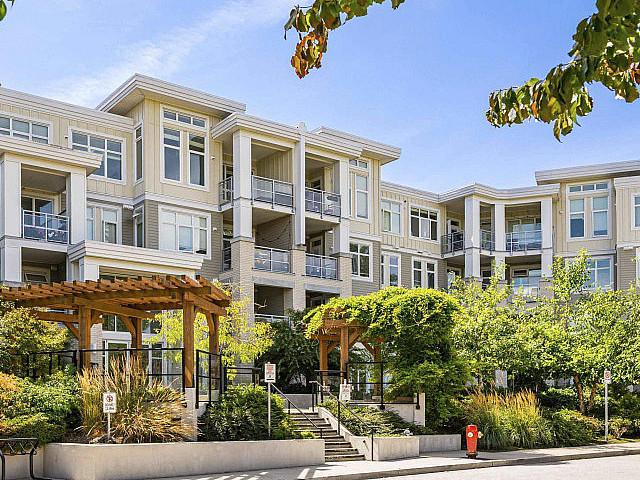 Condo for sale in Surrey, British Columbia