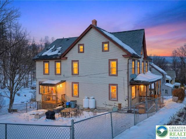 Townhouse for sale in Lehigh, Pennsylvania