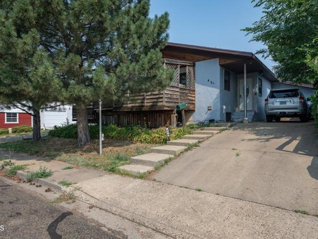 House for sale in Dickinson, North Dakota