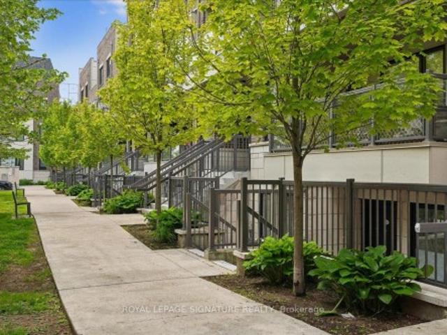 Townhouse for sale in Woburn, Ontario