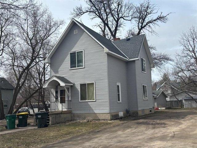 House for sale in Willmar, Minnesota