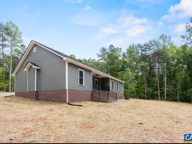 House for sale in Apple Grove, Mineral
