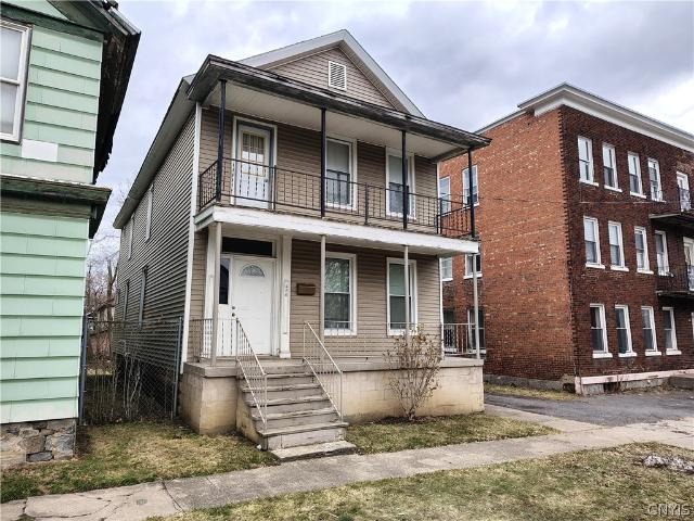House for sale in Oneida, New York