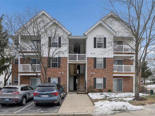 Condo for sale in Saint Peters, Missouri