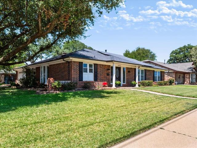 House for sale in Hurst, Texas