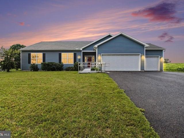 House for sale in Cumberland, Pennsylvania