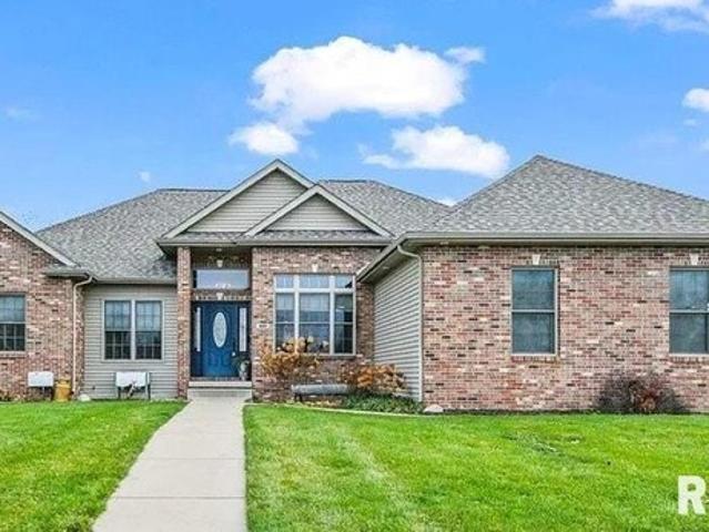 House for sale in Chatham, Illinois
