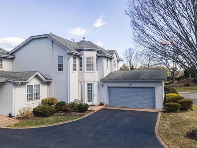 Condo for sale in Huntington, New York