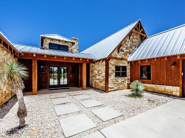 Farm for sale in Crockett, Texas