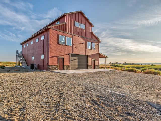 Farm for sale in Ontario, Malheur County