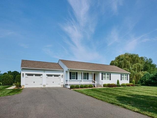 House for sale in Sunderland, Franklin County