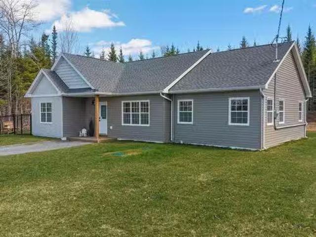 House for sale in Meaghers Grant, Halifax County