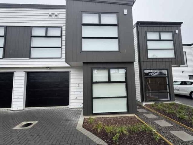 House for rent in Owhata, Oroua County