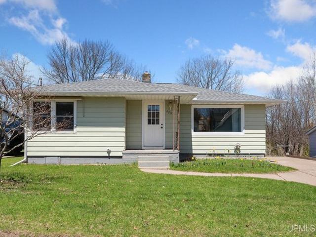 House for sale in Marquette, Michigan