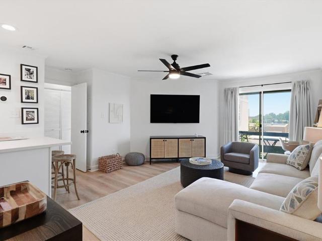 Condo for sale in Metairie, Louisiana