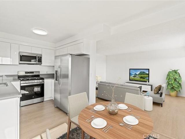 Condo for sale in Inglewood, California