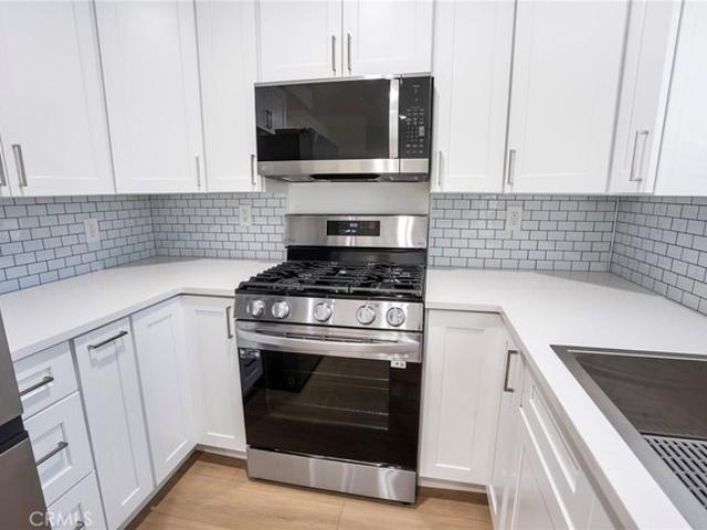 Condo for sale in Inglewood, Los Angeles County