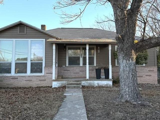 House for sale in Kerrville, Kerr County