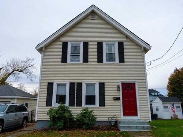 House for rent in Bristol, Massachusetts