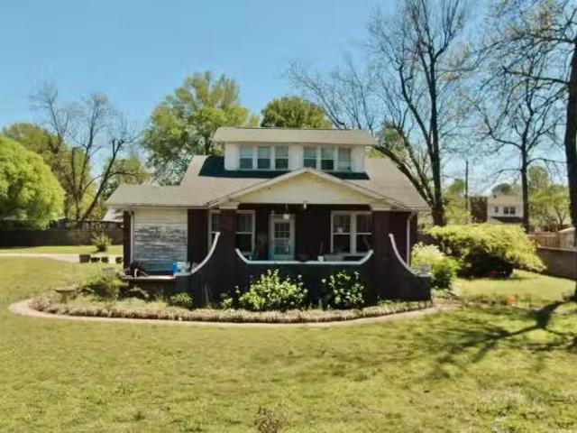 House for sale in Pocahontas