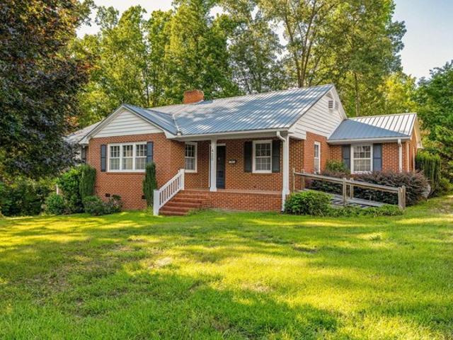 House for sale in Warrenton, Warren County