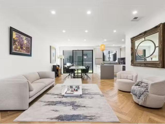 Condo for rent in Wollongong West, New South Wales