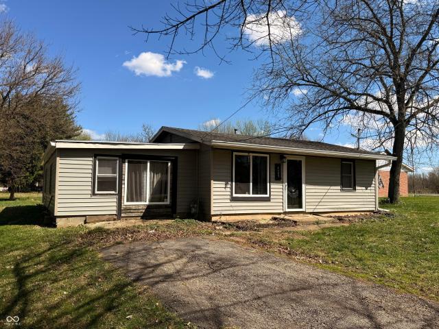 House for sale in Lewisville, Indiana