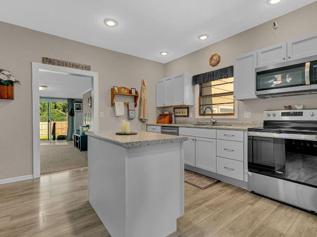 House for sale in Bird Island, Minnesota
