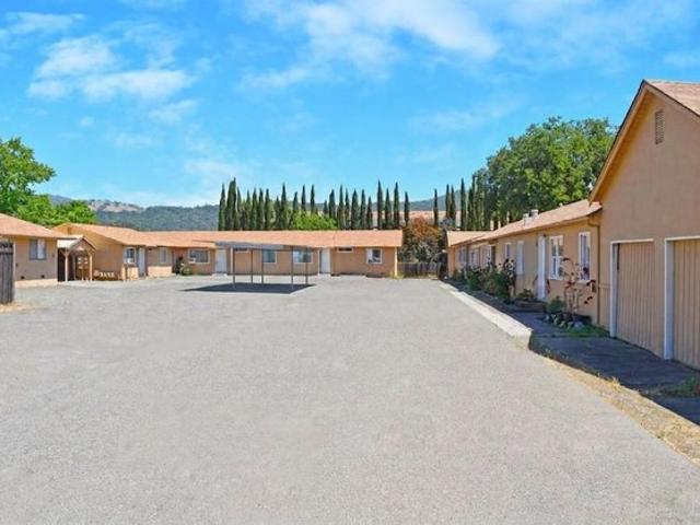 House for sale in Cloverdale, California