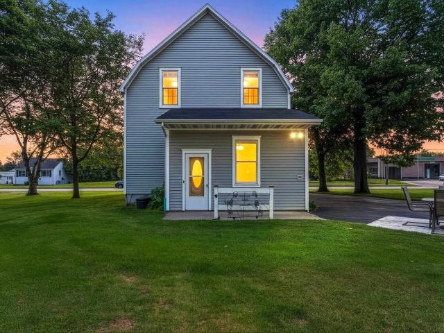 House for sale in Oconto, Wisconsin