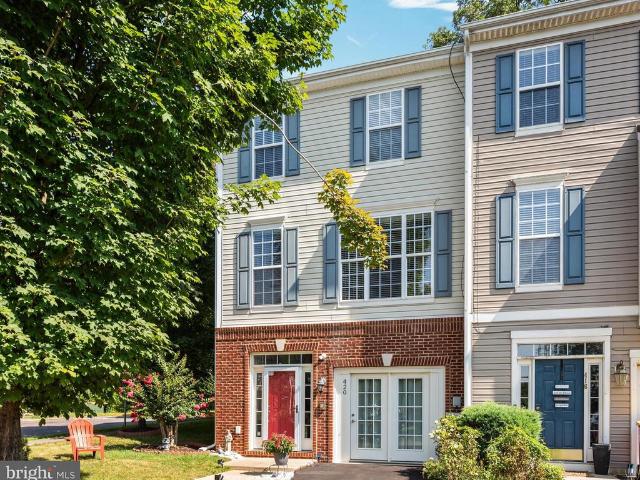 Townhouse for sale in Shepherdstown, West Virginia