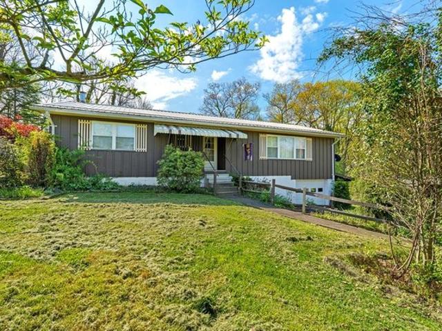 House for sale in Middlebourne, West Virginia