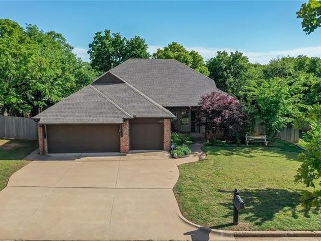 House for sale in Edmond, Oklahoma