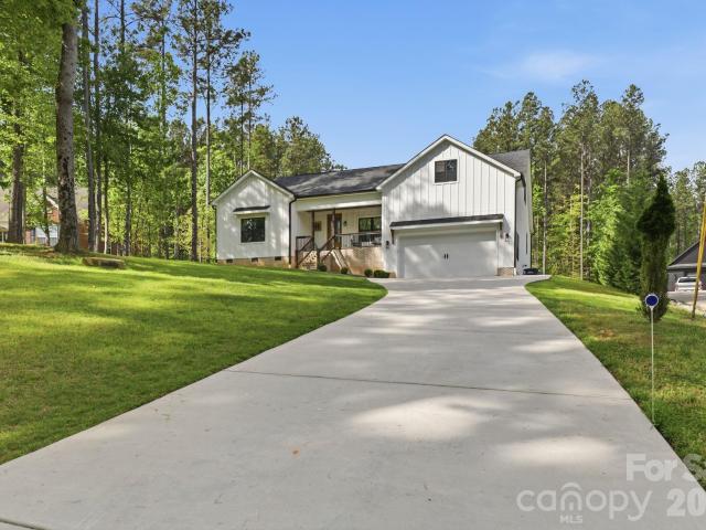 House for sale in Troutman, North Carolina