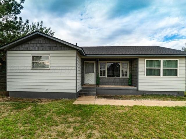 House for sale in Borger, Hutchinson County
