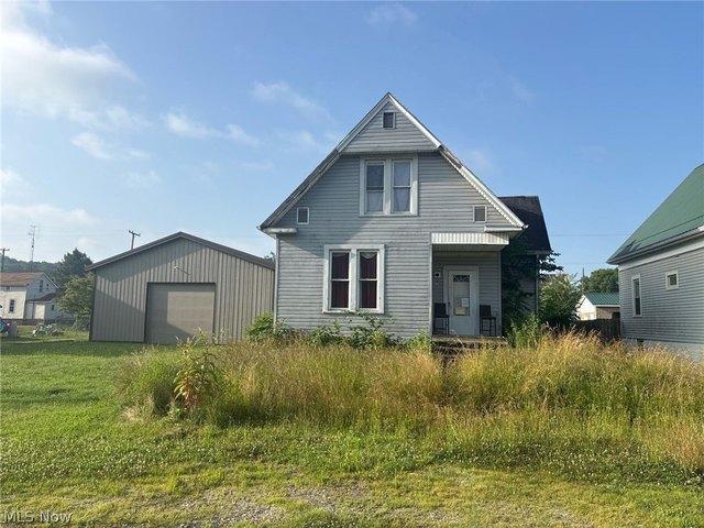 House for sale in Uhrichsville, Ohio