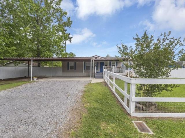 House for sale in Sour Lake, Texas