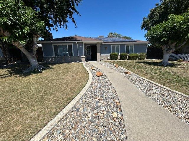 House for sale in Coalinga, California