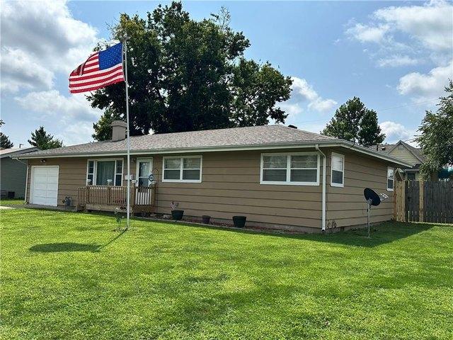 House for sale in Charleston, Illinois